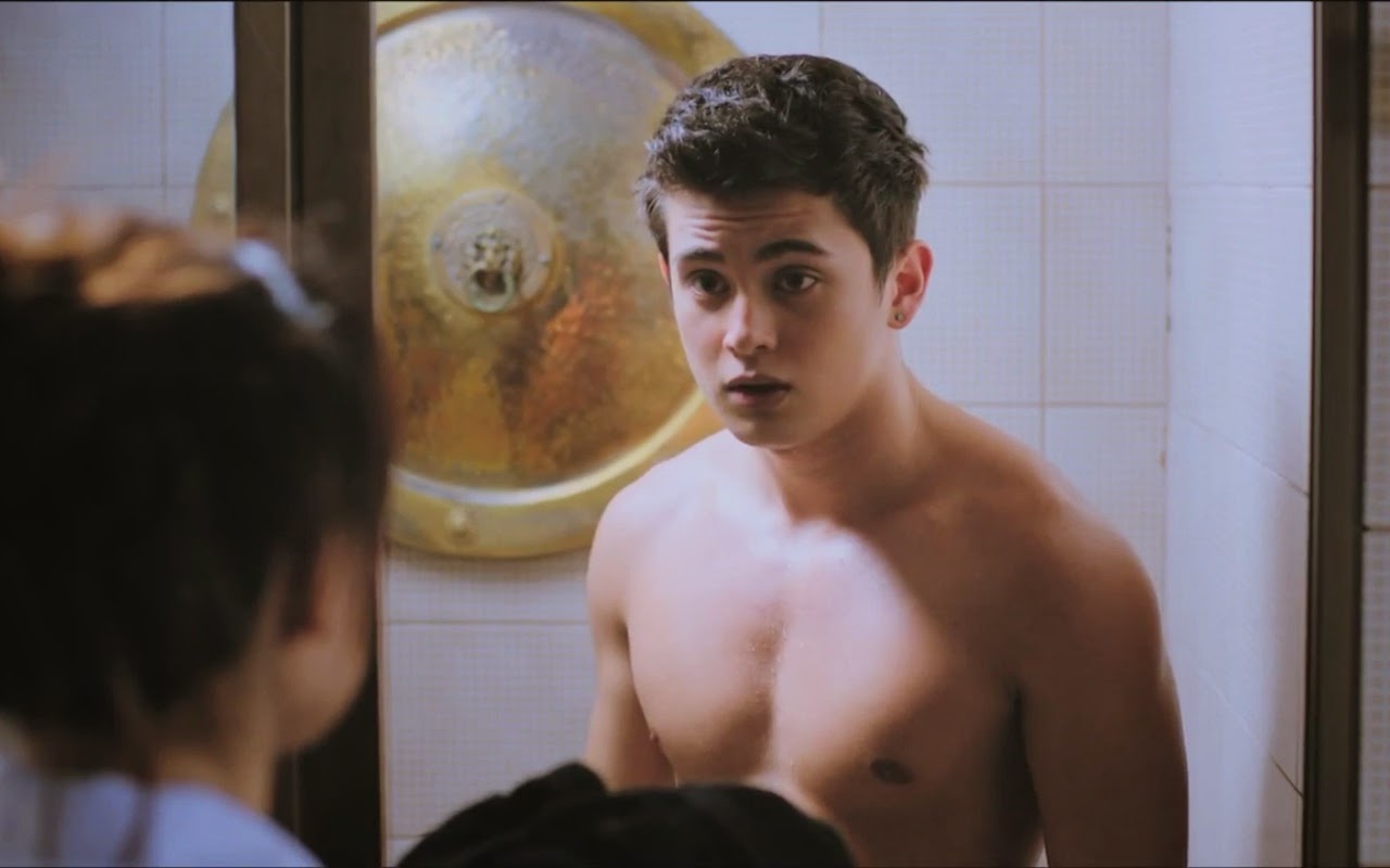James Reid, why do you have such strong onscreen presence? 