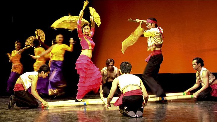 Flamenco-Filipiniana showcase