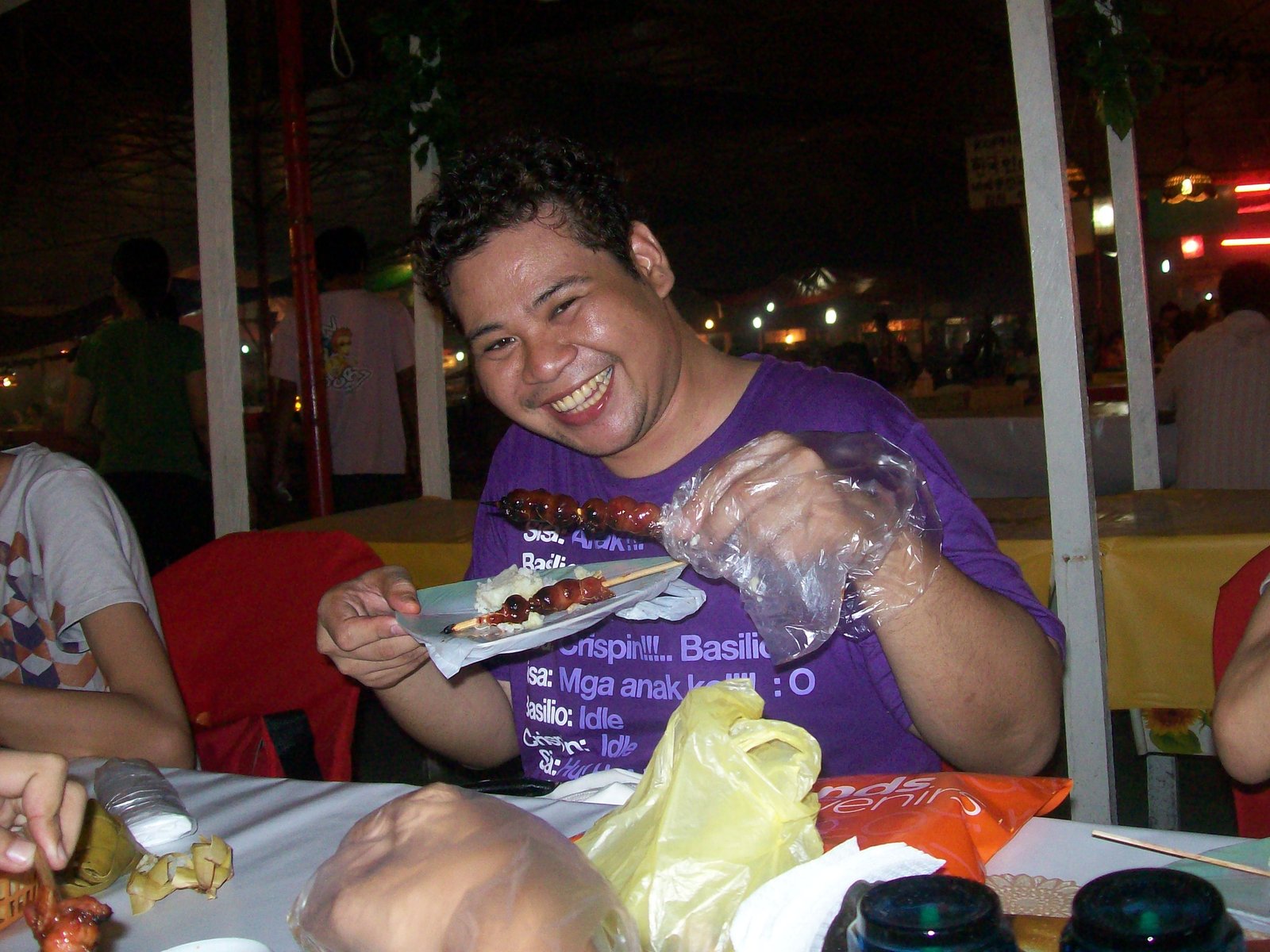 Enrico Dee at Larsian's Barbeque Enrico Dee at Larsian's Barbeque