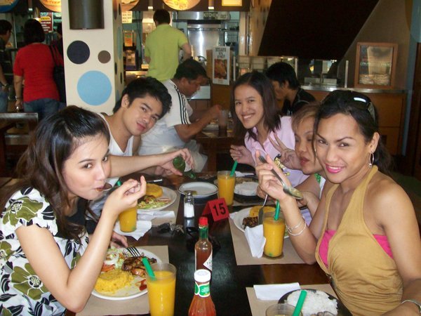 Time to eat our late lunch!