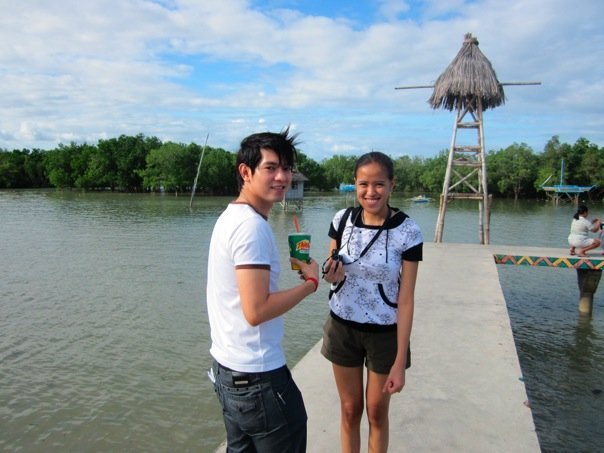 Chillin' and appreciating Lapu-Lapu's greatness at Mactan Shrine Chillin' and appreciating Lapu-Lapu's greatness at Mactan Shrine