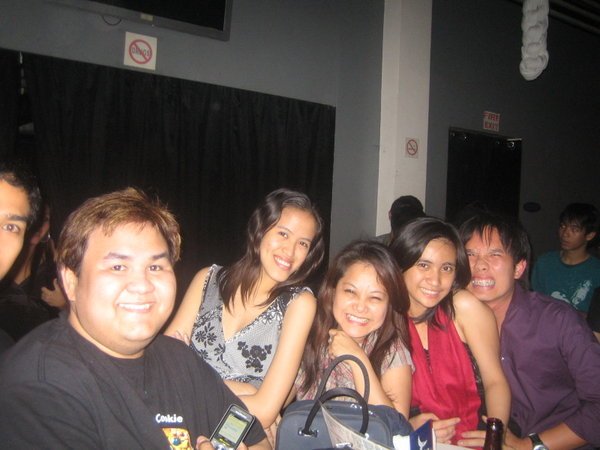 Bloggers Having Fun :D Bloggers Having Fun :D