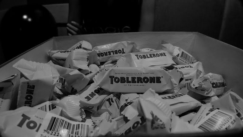 Toblerone Thank You Toblerone! - Wala lang, maisingit lang :P