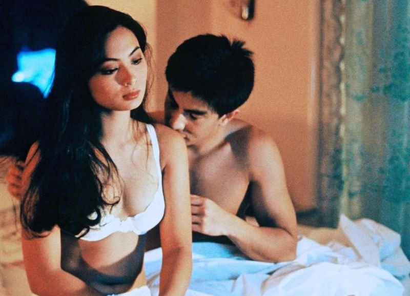 Michelle Aldana and Gary Estrada in Segurista