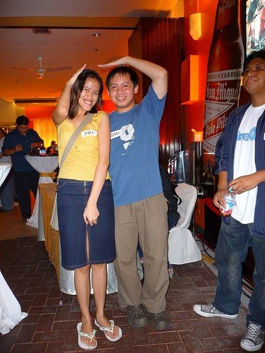 Mica and Jehz Mica and Jehz at Octoberfest for Bloggers Event (September 2008). Mas matangkad pa rin ako! Bleh!