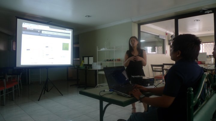 Ria Jose briefing the participants on the activities