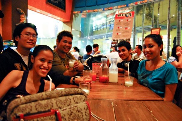 Mooon Cafe