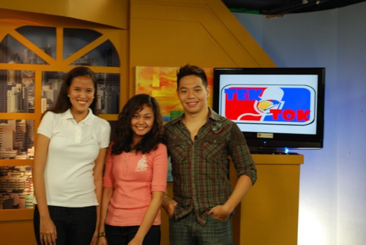 Mica and Ada with Vince before the final take Mica and Ada with Vince before the final take