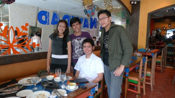 Lunch at Mooon Cafe with Bryan, Van and Bong Lunch at Mooon Cafe with Bryan, Van and Bong