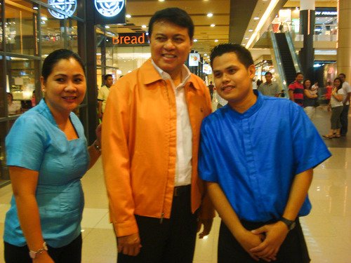 Manny Villar at SM Cebu Nasubukan mo na bang mangampanya sa SM Cebu na walang kasama?