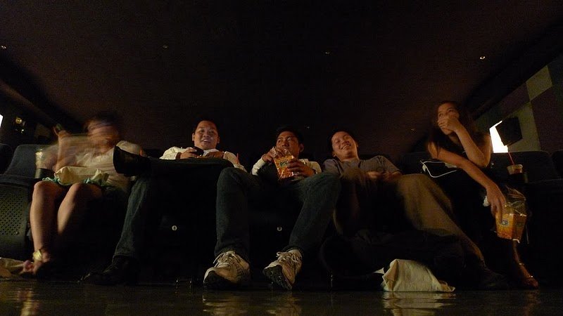Nuffnang Bloggers at the Frontrow