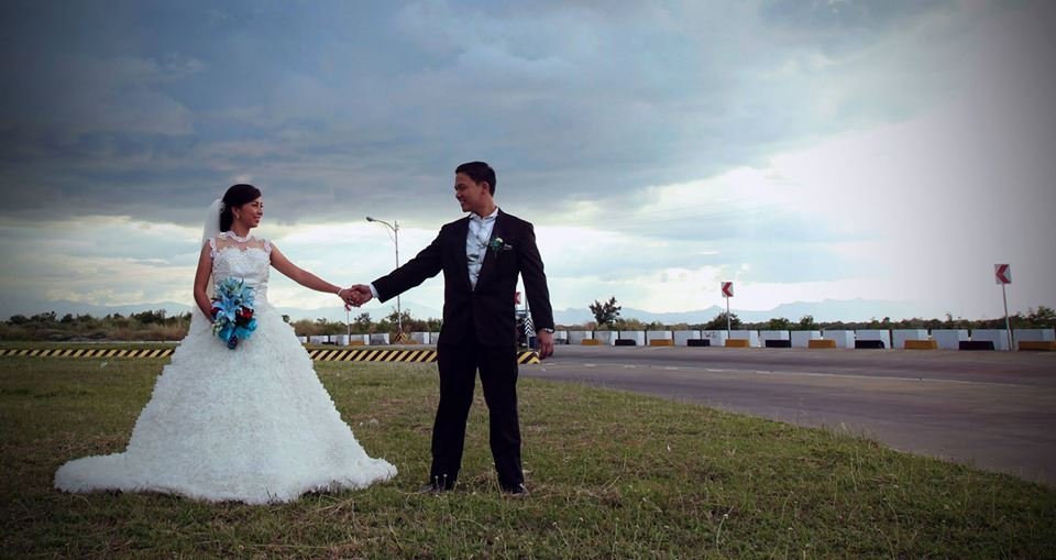 ... and the love story continues! Cheers to Mr. and Mrs. Berba! :D ... and the love story continues! Cheers to Mr. and Mrs. Berba! :D