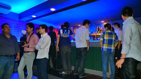 Luna's Bar Area - Time to Drink and Parteeh! Luna's Bar Area - Time to Drink and Parteeh!