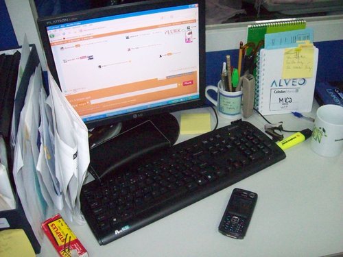 You Have a Deadline to Beat. Stop Plurking! You Have a Deadline to Beat. Stop Plurking!